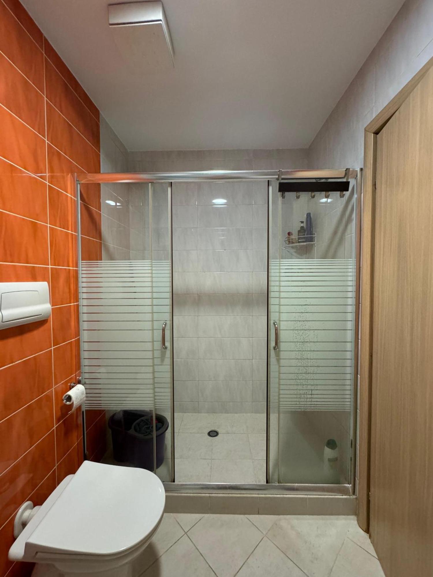 Diem Apartment Near Pazari I Ri 티라나 외부 사진